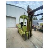 #1062.24 - OnLine Consignment Auction --Forklift - Truck Parts - Equipment